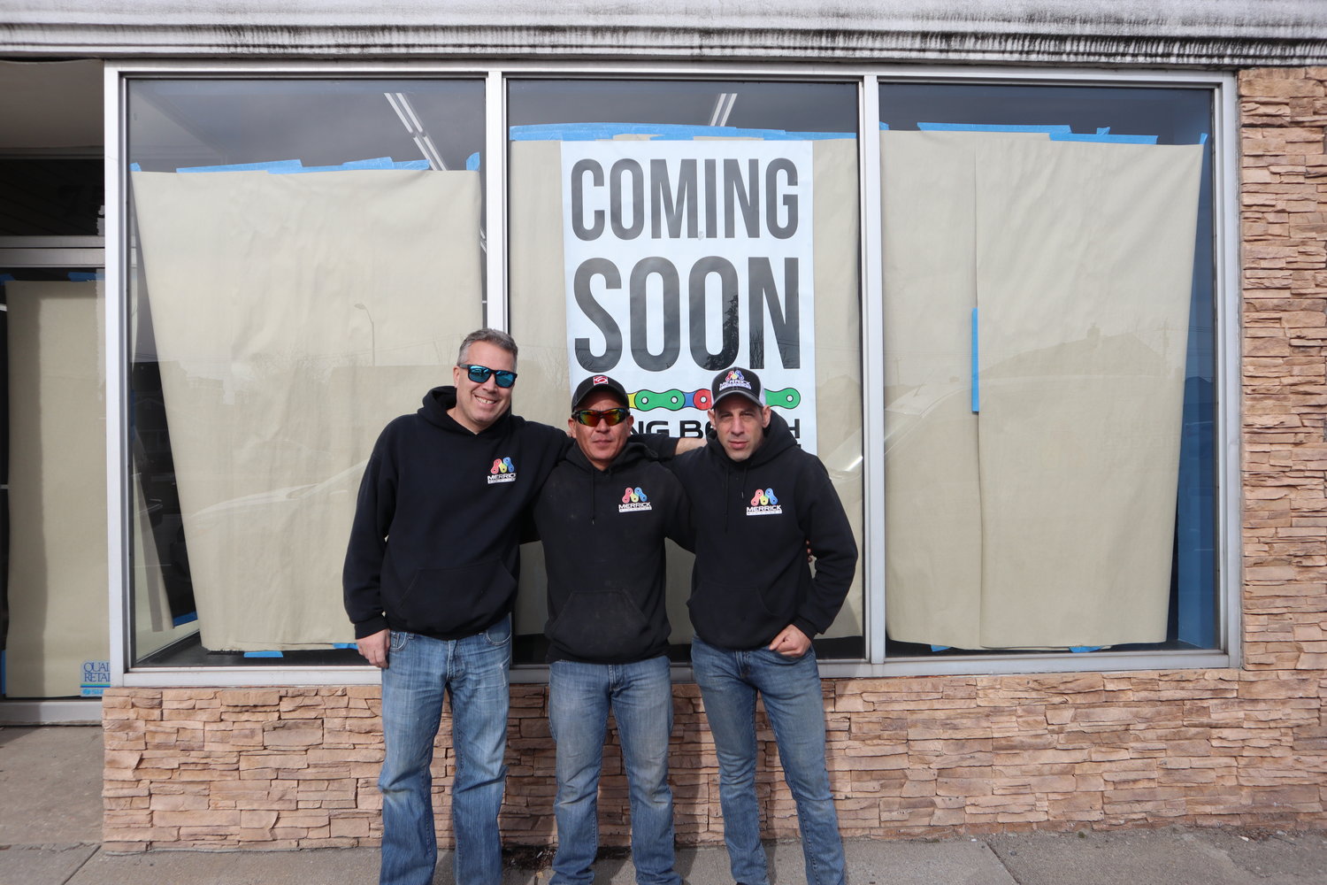New bike shop rolls into Long Beach Herald Community